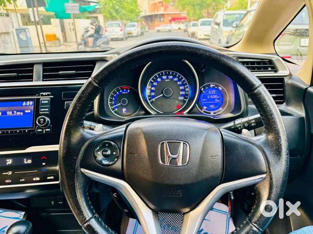 Honda Jazz V Cvt, 2017, Petrol