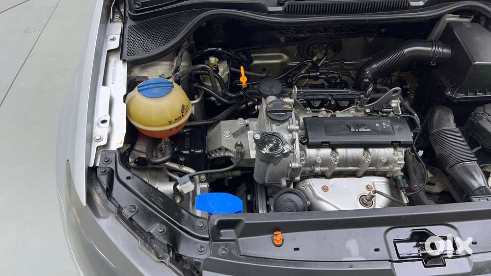 Volkswagen Polo Petrol Highline 1.2l, 2013, Petrol