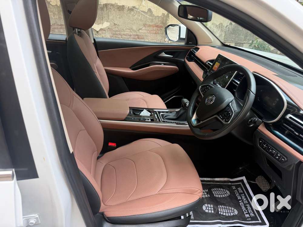 Mg Hector Plus Sharp Pro 1.5 Turbo Petrol Cvt 6 Str, 2024, Petrol