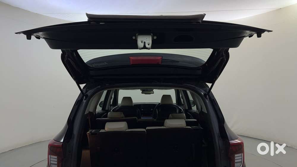 Kia Carens 1.5 Luxury Plus Turbo Dct 7 Str, 2024, Petrol