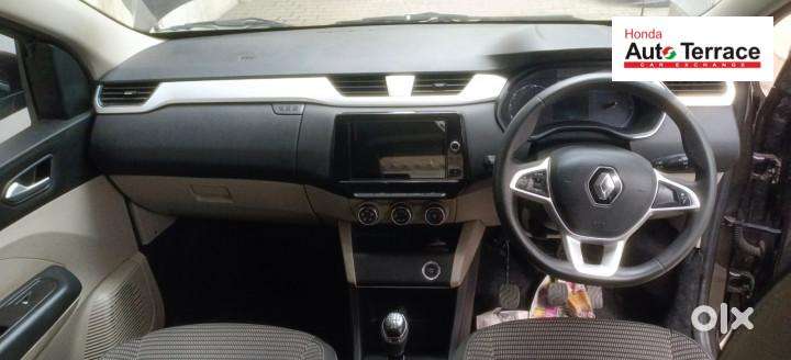 Renault Triber 1.0 Rxz Amt Dual Tone, 2023, Petrol
