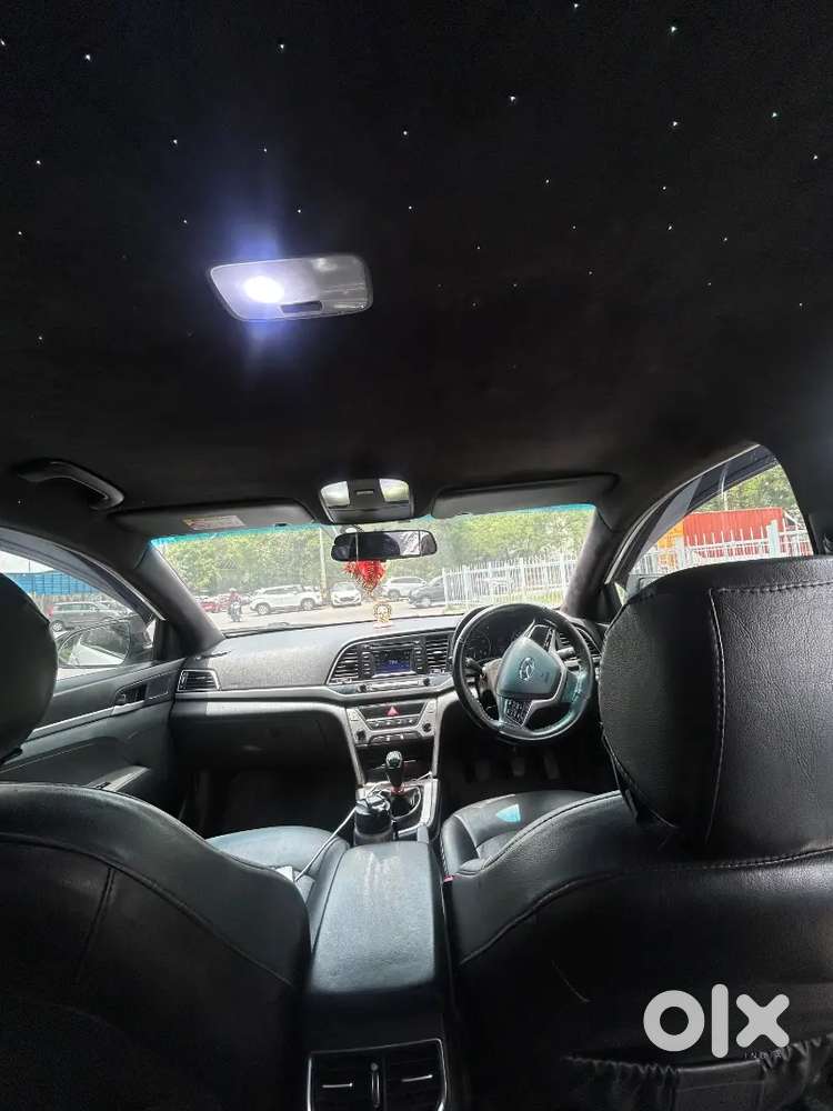 Hyundai New Elantra 2016 Petrol Manual 60500 Km