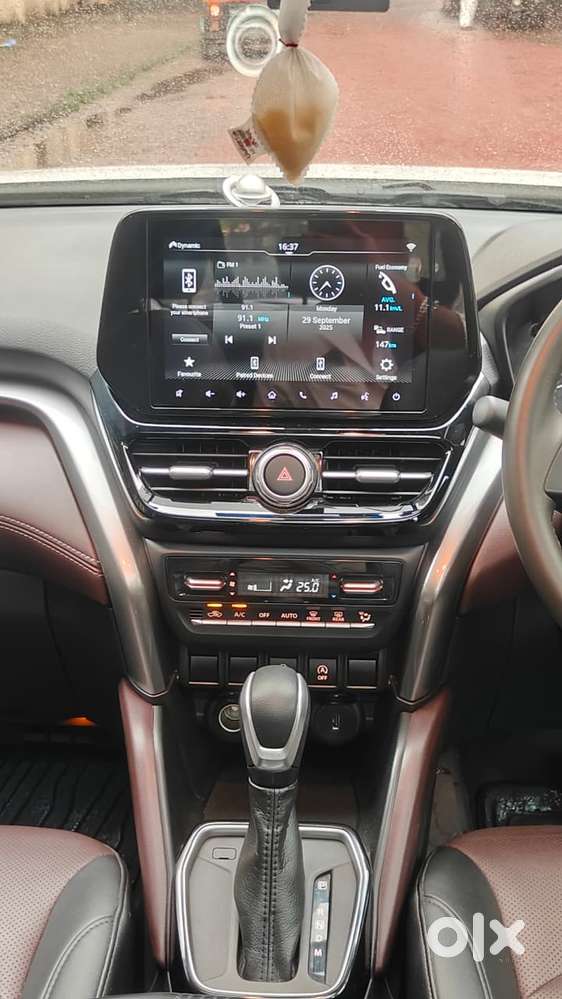 Maruti Suzuki Grand Vitara 1.5 Alpha Smart Hybrid Dual Tone At, 2023..