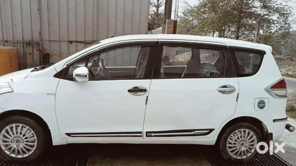 Maruti Suzuki Ertiga 2012 Diesel Well Maintained