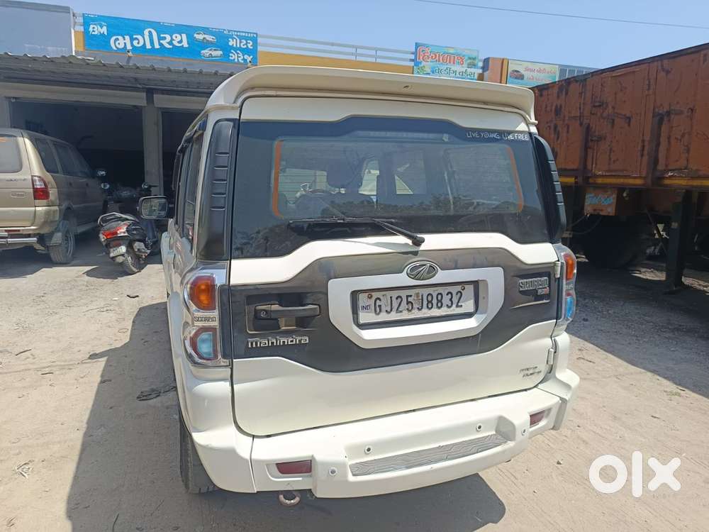 Mahindra Scorpio Diesel 2015
