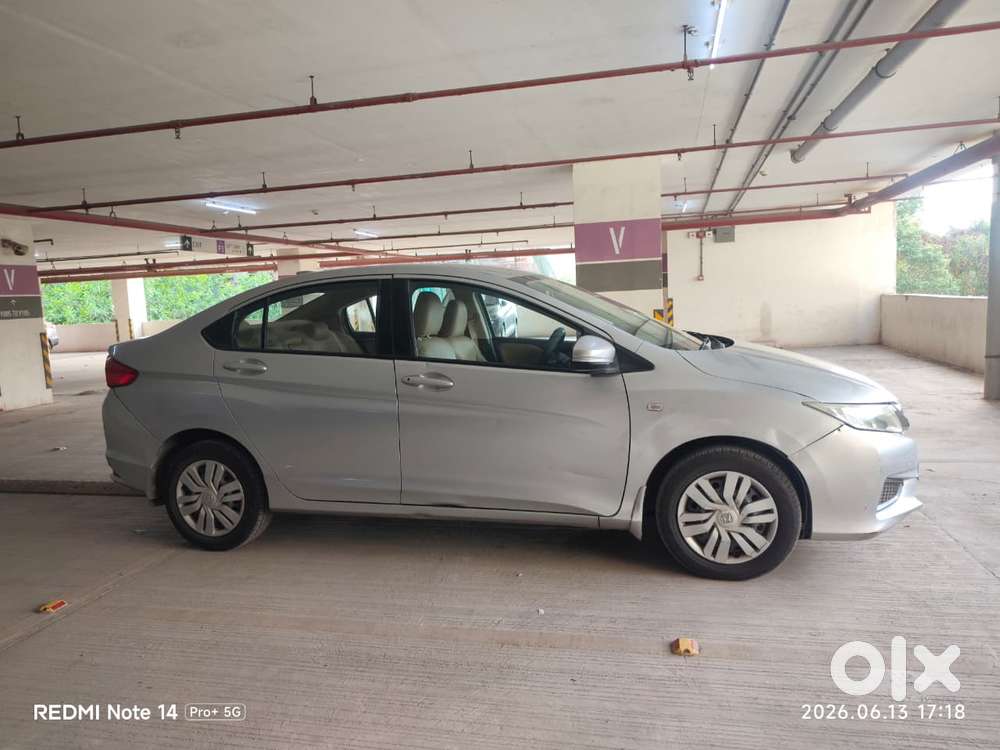 Honda City I-vtec Sv, 2016, Petrol