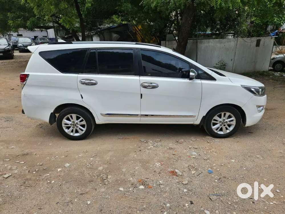 Toyota Innova Crysta 2019 Diesel 200000 Km Driven