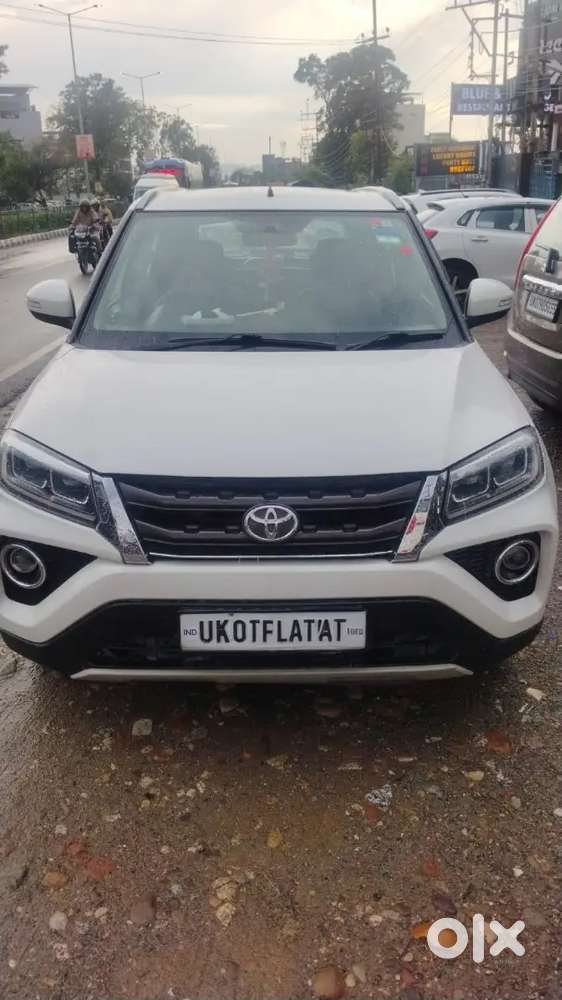 Toyota Urban Cruiser 2021 Petrol 140000 Km Driven