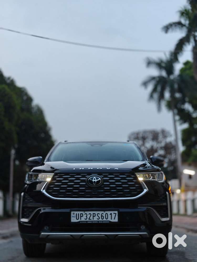 Toyota Innova Hycross 2.0 Zx (o) Hybrid 7 Str, 2024, Cng & Hybrids