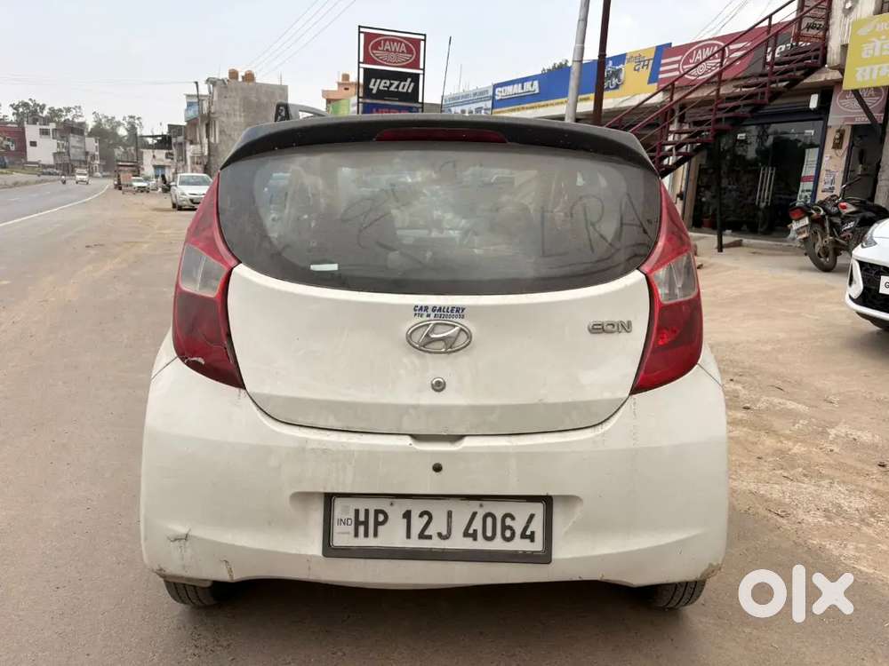 Hyundai Eon 2017 Petrol 125000 Km Driven