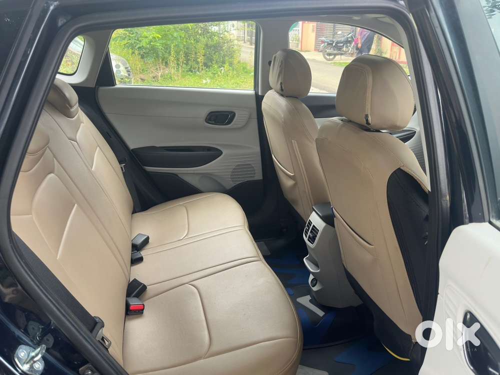 Hyundai I20 Sportz Ivt 2025  Sunroof  16,757 Km