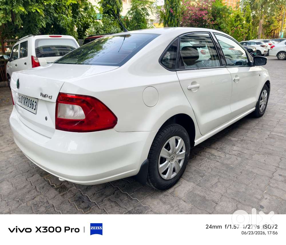 Skoda Rapid 1.6 Tdi Ambition, 2012, Diesel