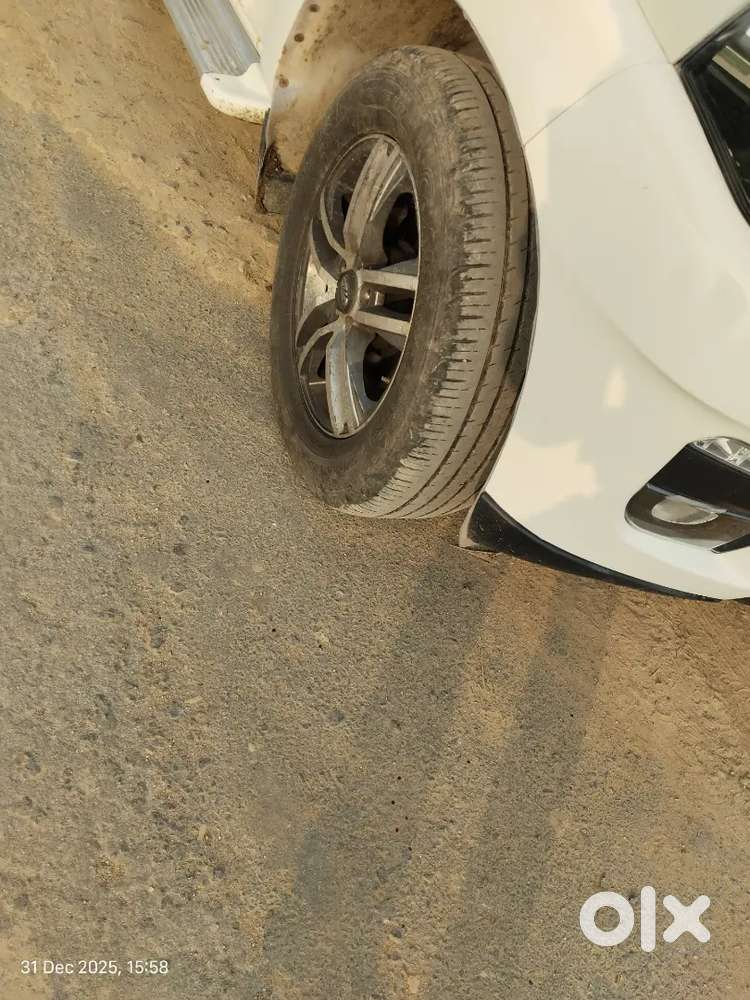 Mahindra Scorpio S4 2017