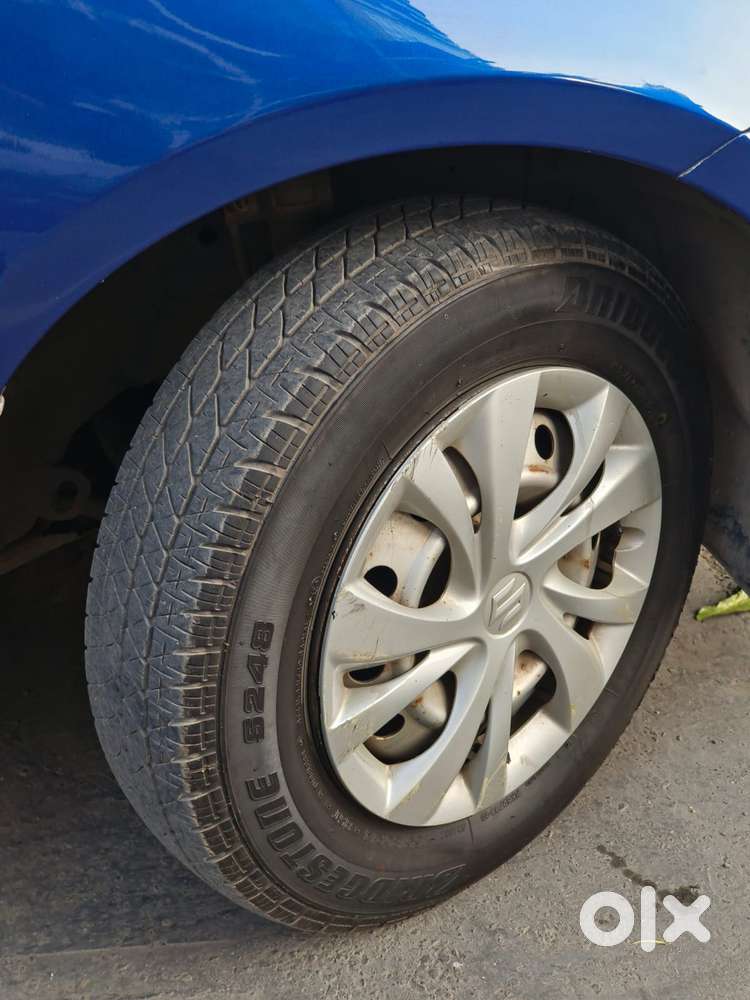 Maruti Suzuki Swift 1.2 Lxi (o), 2012, Petrol