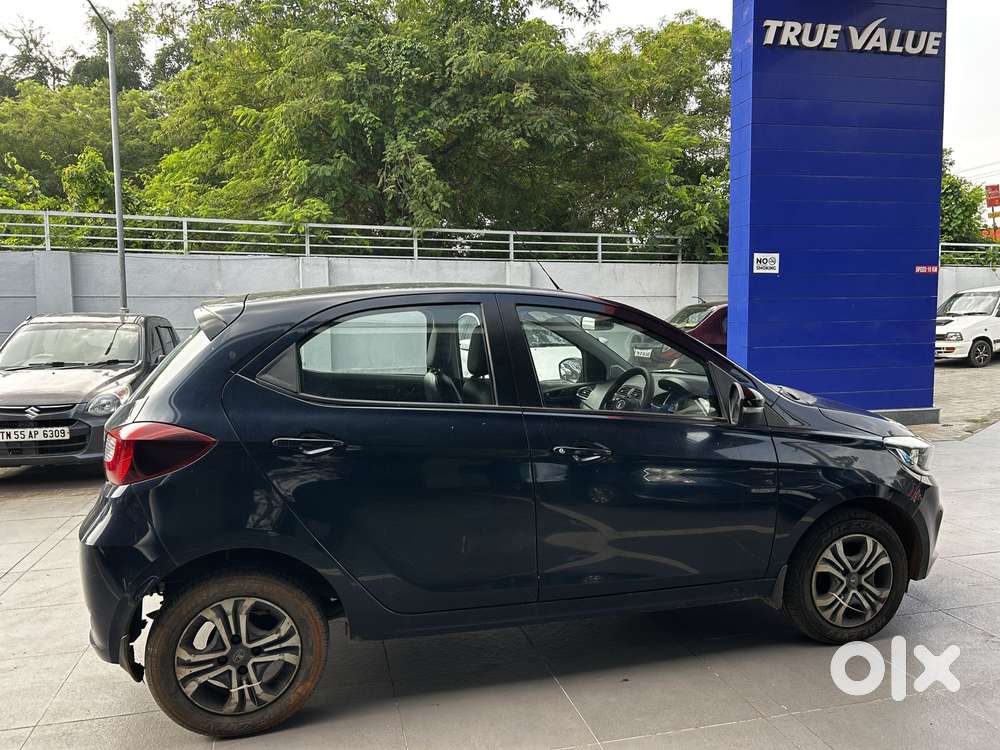 Tata Tiago 1.2 Revotron Xt (o), 2023, Petrol