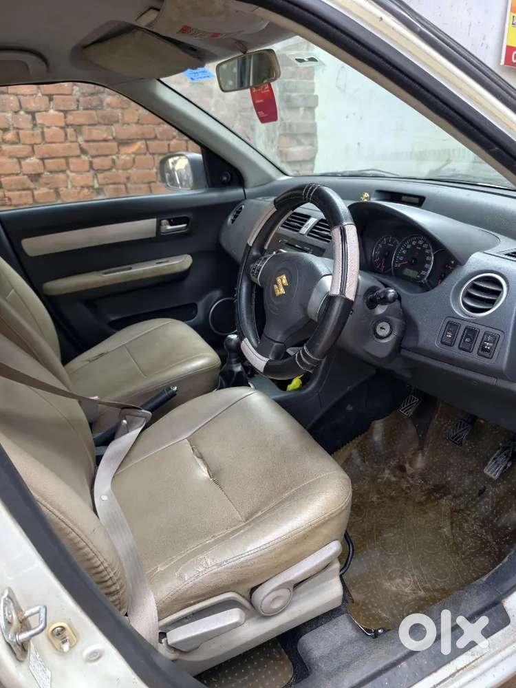 Maruti Suzuki Swift Dzire 2011 Petrol