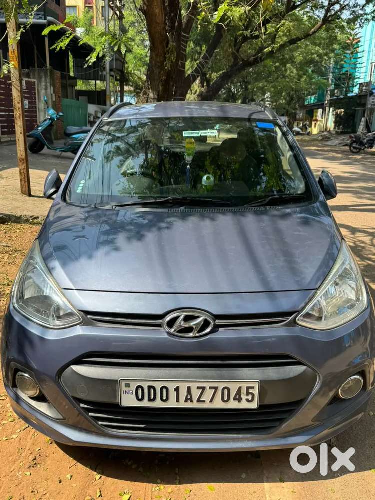 Hyundai Grand I10 2015 Petrol Well Maintained