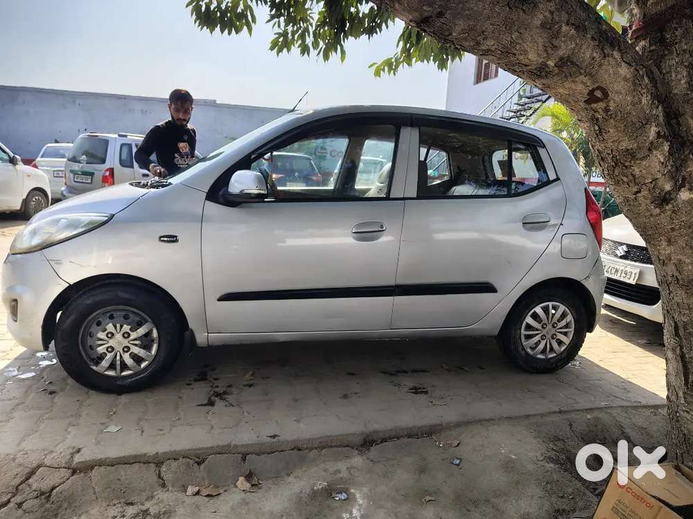 Car I10 Nintinine Thousand Chali Hui Hai