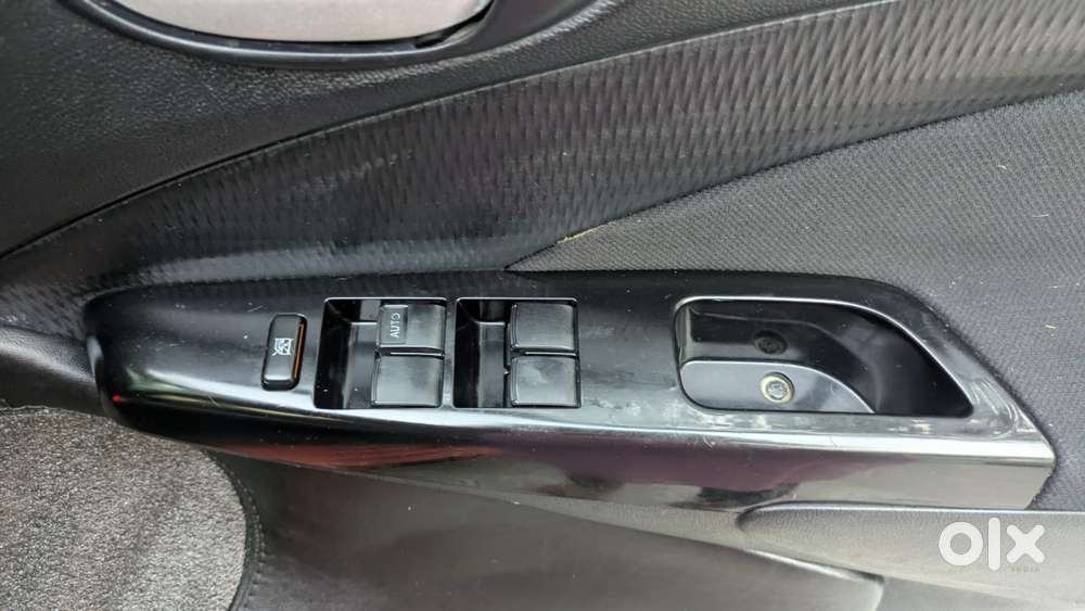 Toyota Etios Cross 1.5l V, 2016, Petrol
