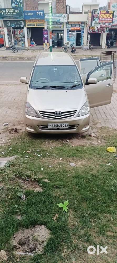 Toyota Innova 2011 Diesel 190000 Km Driven