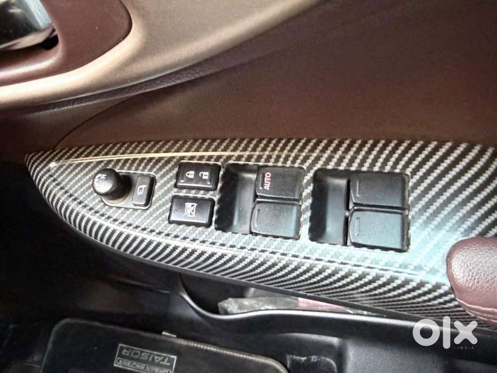 Toyota Urban Cruiser Taisor V 1.0 Petrol At, 2024, Petrol