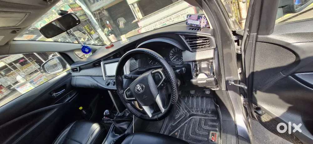 Toyota Innova Crysta 2016 Manual