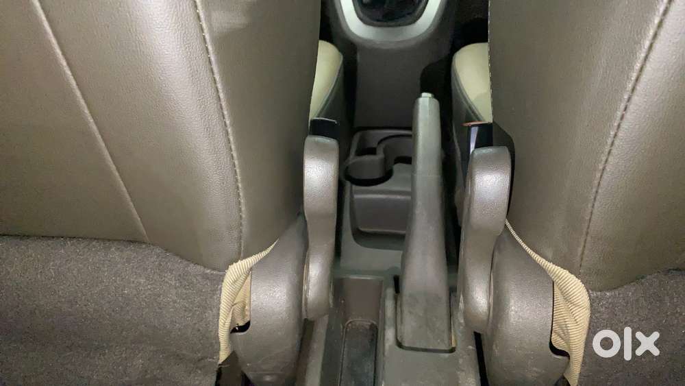 Hyundai I10 Magna 1.1l, 2015, Cng & Hybrids