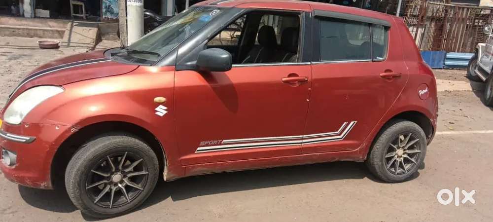 Maruti Suzuki Swift 2010 Petrol 75000 Km Driven