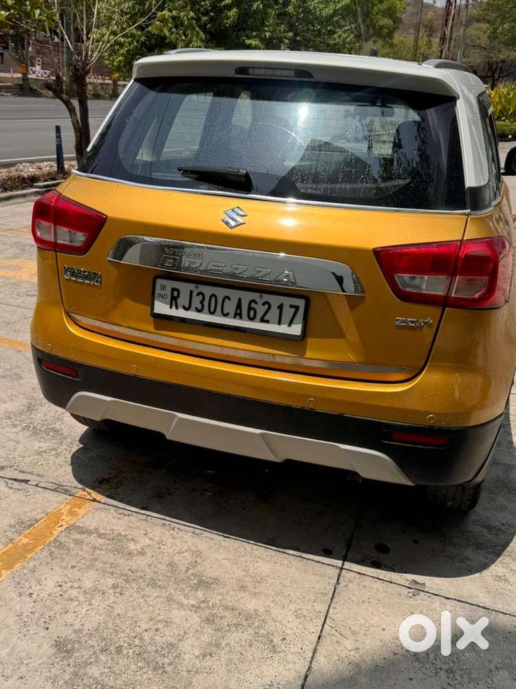 Maruti Suzuki Brezza Zdi Plus 2016 Diesel Well Maintained