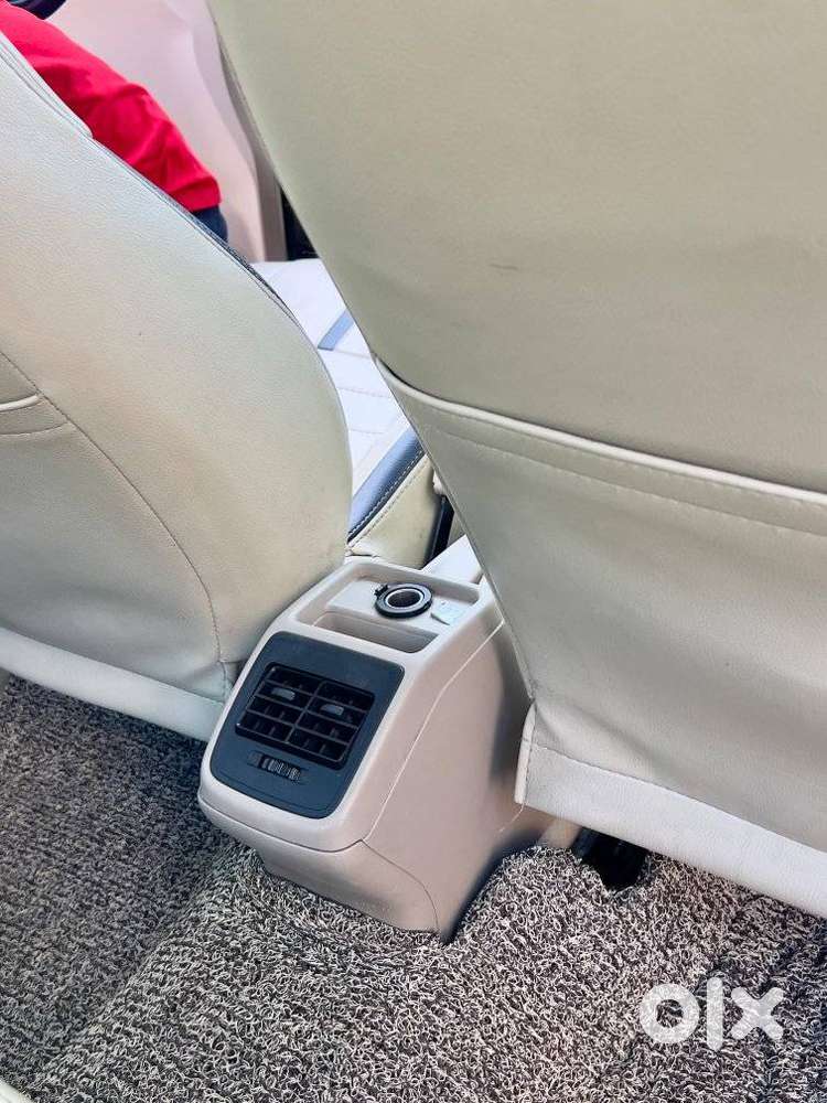 Maruti Suzuki Swift Dzire 1.2 Vxi Bsiv, 2017, Petrol