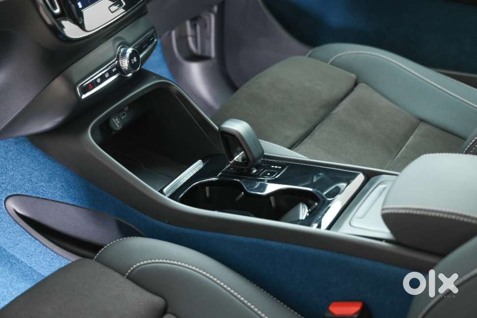 Volvo Ex40 Core, 2024, Petrol