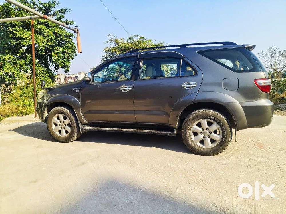 Toyota Fortuner 3.0 4x4 Limited Edition Mt, 2012