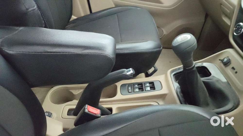 Mahindra Tuv 300 Mhawk100 T8, 2015, Diesel