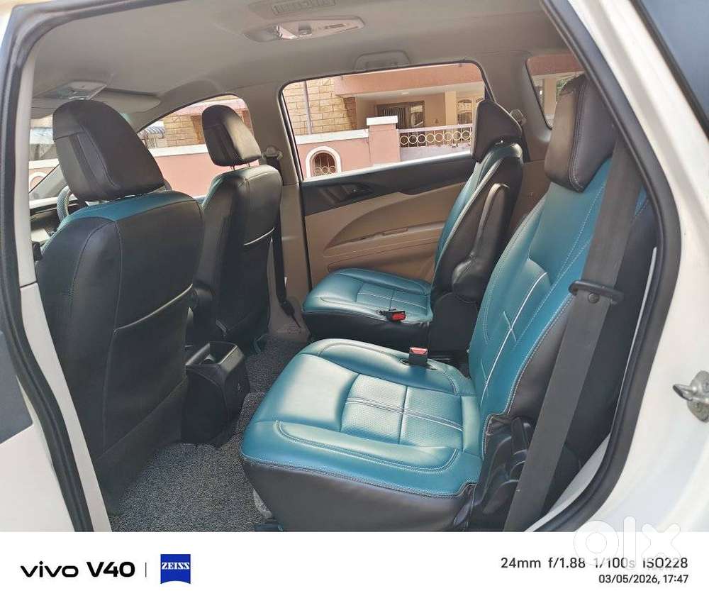 Mahindra Marazzo M2, 2022