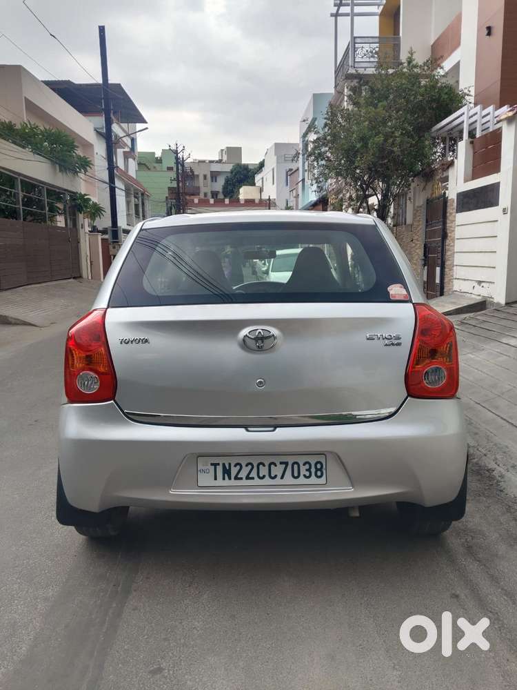 Toyota Etios Liva G, 2012, Petrol