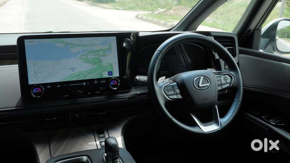 Lexus Lm 350h 4 Str Ultra Luxury, 2024, Petrol