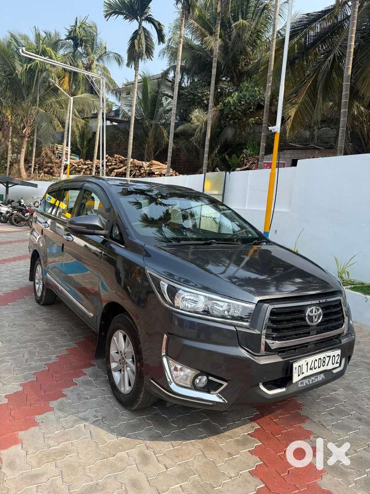 Toyota Innova Crysta 2.4 G Mt 7 Str, 2018, Diesel