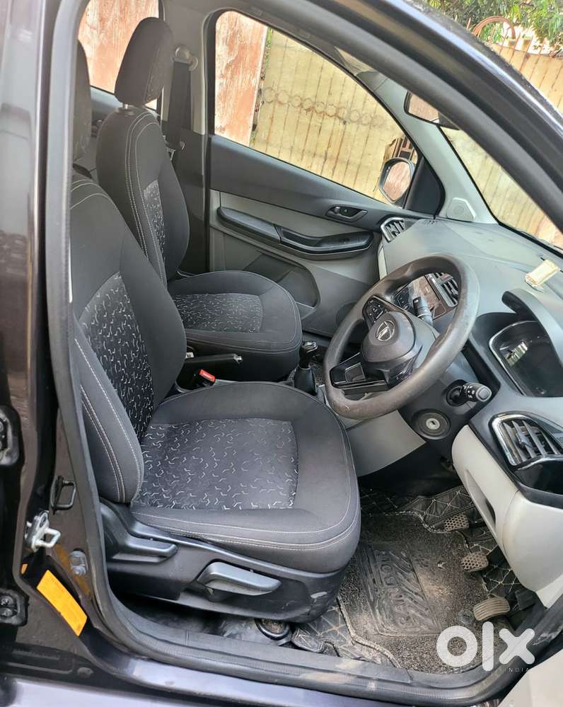 Tata Tiago 1.2 Revotron Xm Cng, 2023, Petrol