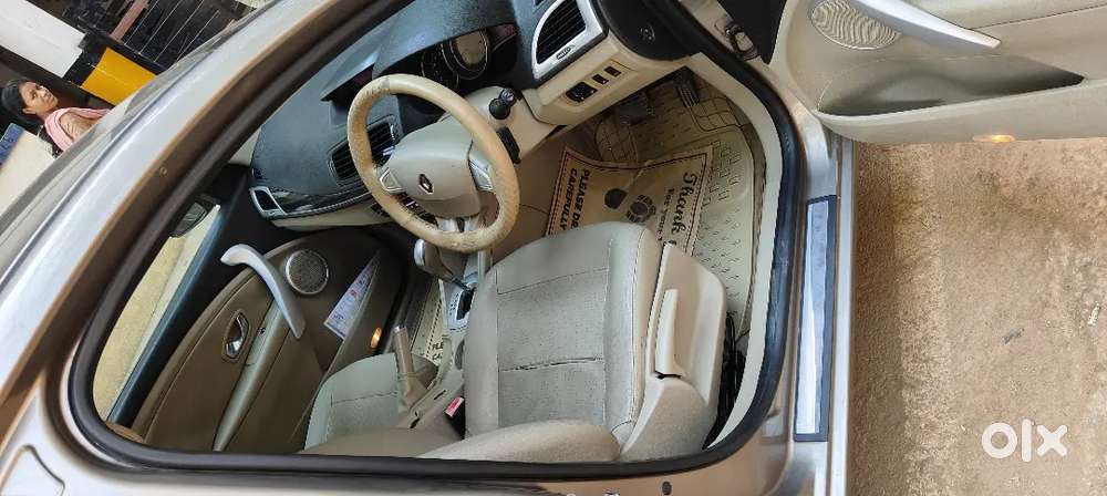 Renault Fluence 2012 Petrol 65000 Km Driven