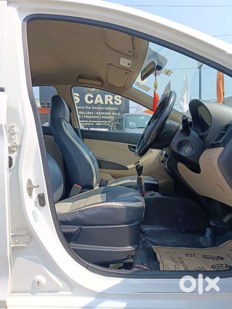 Hyundai Eon Era +, 2017, Petrol