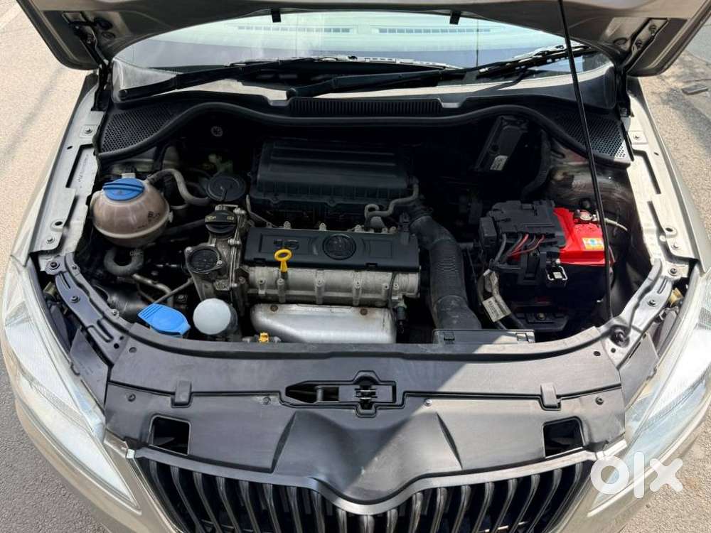 Skoda Rapid 1.6 Mpi Ambition Plus Alloy, 2015, Petrol