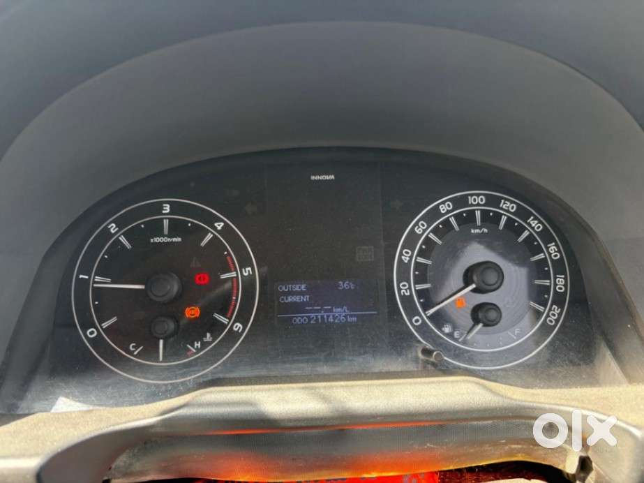 Toyota Innova Crysta 2.7 Gx Mt 8s, 2017, Diesel