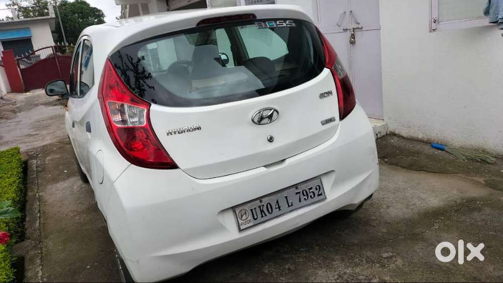 Hyundai Eon 2012 Petrol Well Maintained