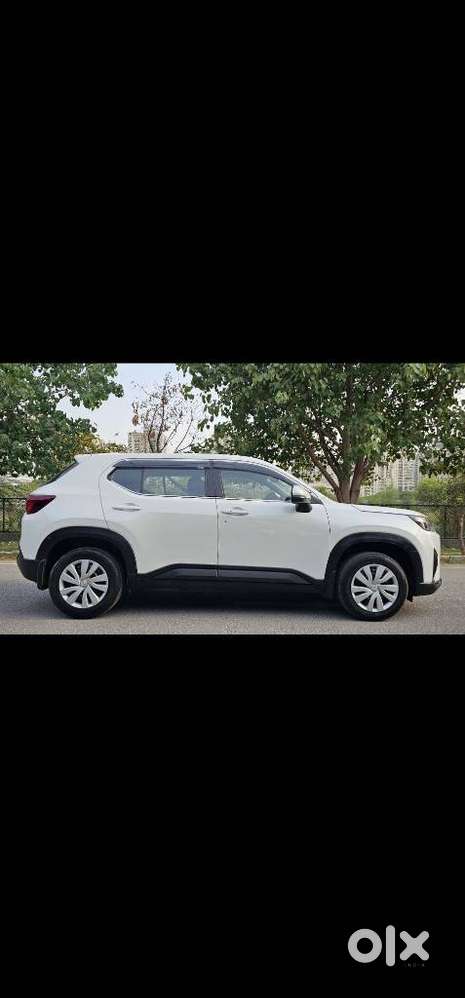 Honda Elevate V Mt, 2023, Petrol