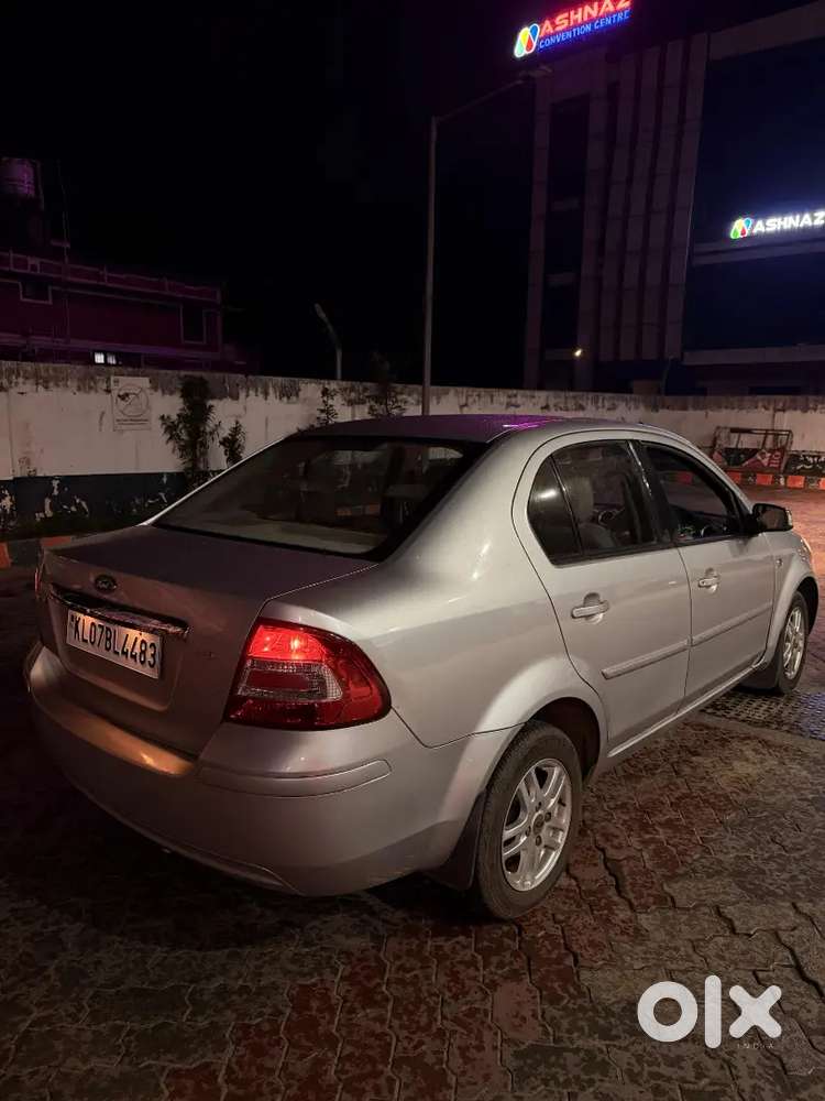 Ford Fiesta Petrol 1.6 Sxi Full Opshen Modal