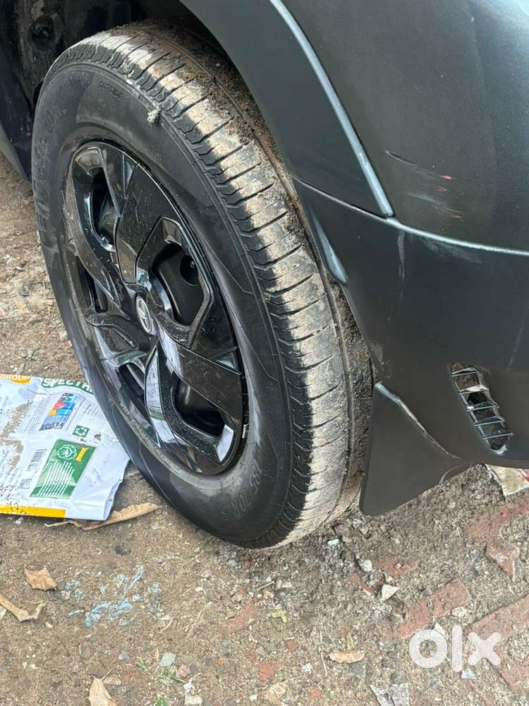 Tata Punch Petrol 2023