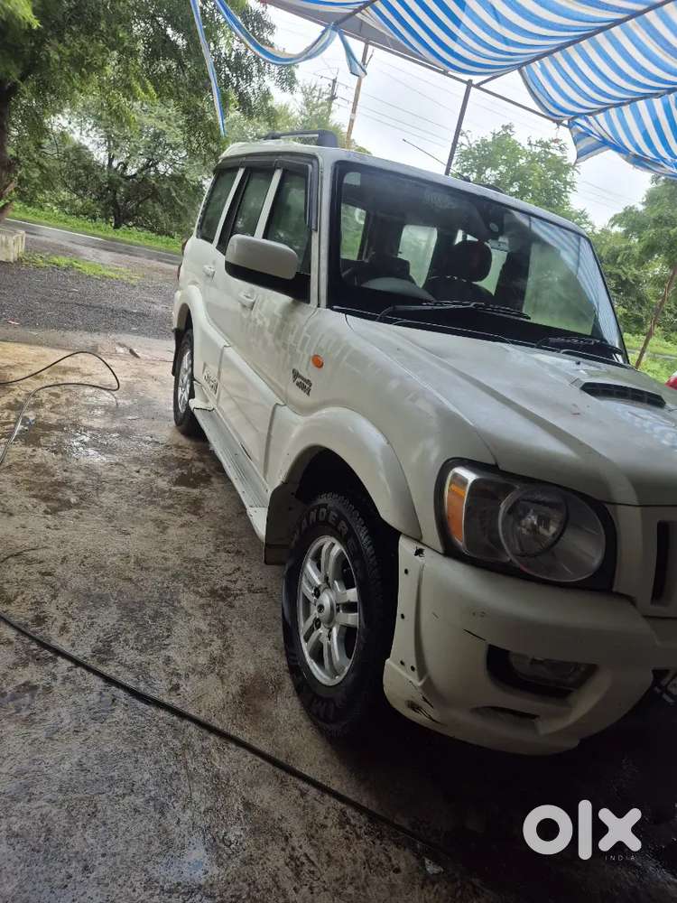 Mahindra Scorpio Vlx 2013