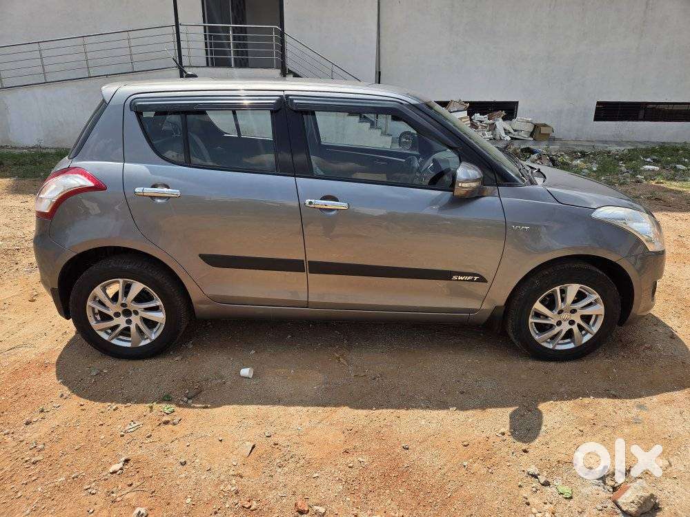 Maruti Suzuki Swift Zxi, 2014, Petrol