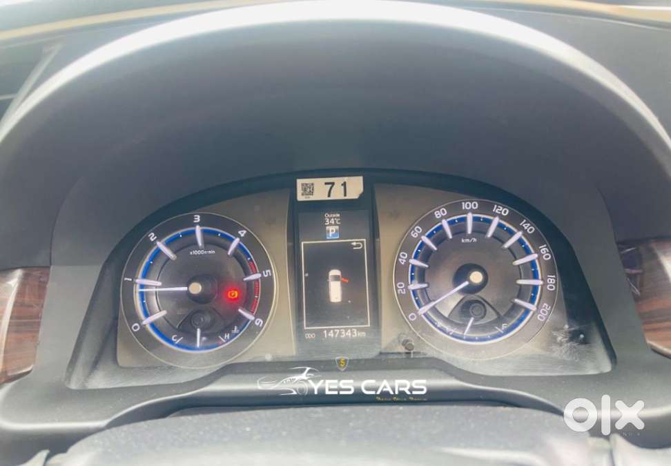 Toyota Innova Crysta 2.8z Automatic, 2016, Diesel