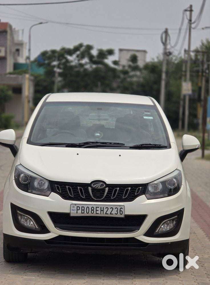 Mahindra Marazzo M6, 2019, Diesel